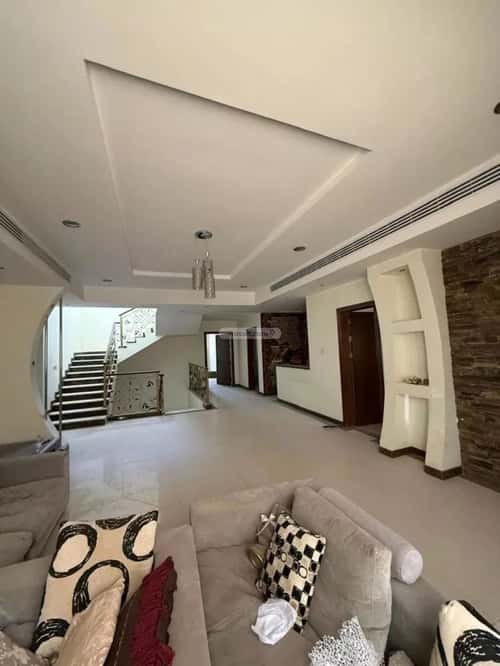 8 bedroom villa in Al Sahafah 13