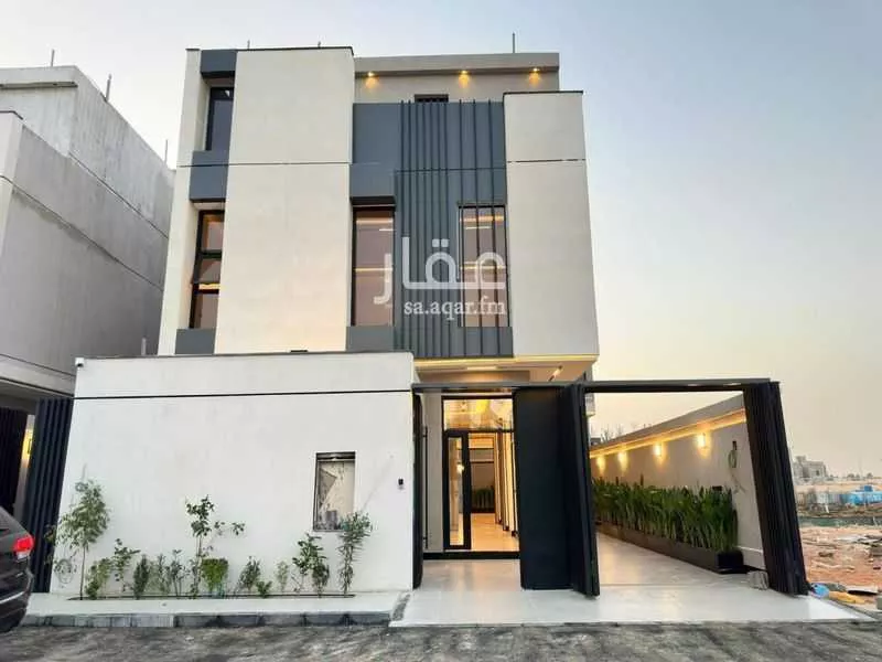 7 bedroom villa in Al Rimal 2