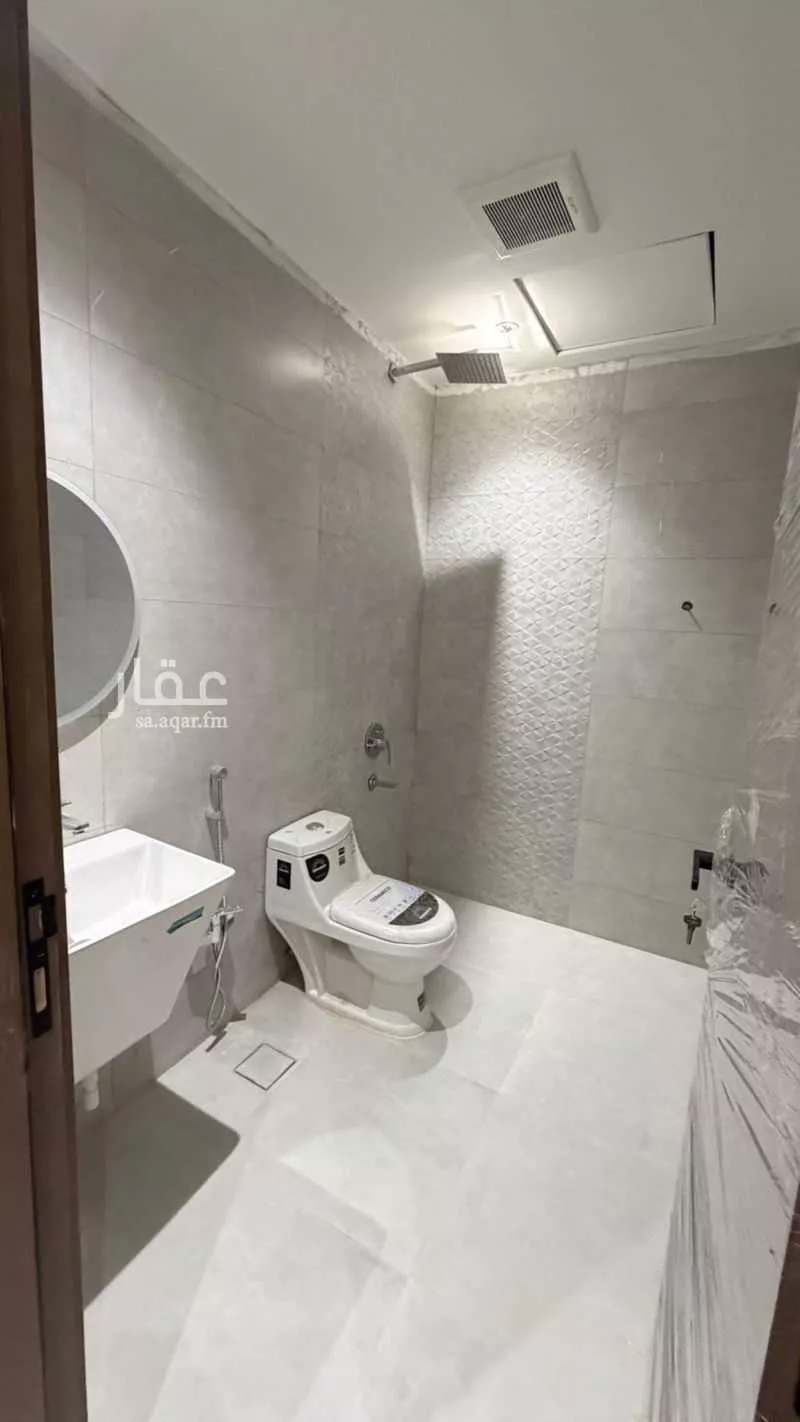 5 bedroom villa in Dhahrat Laban 12