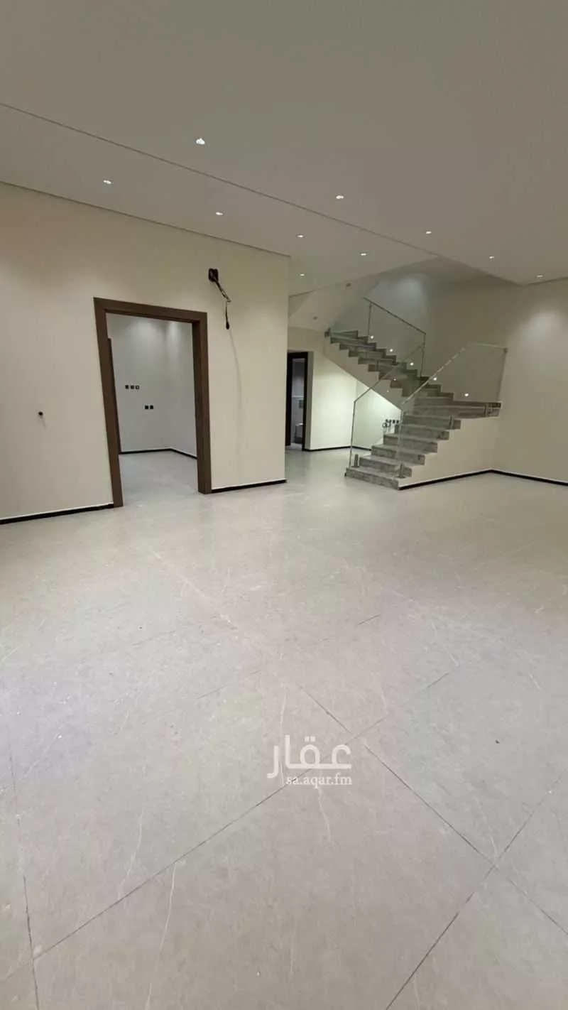 5 bedroom villa in Dhahrat Laban 6