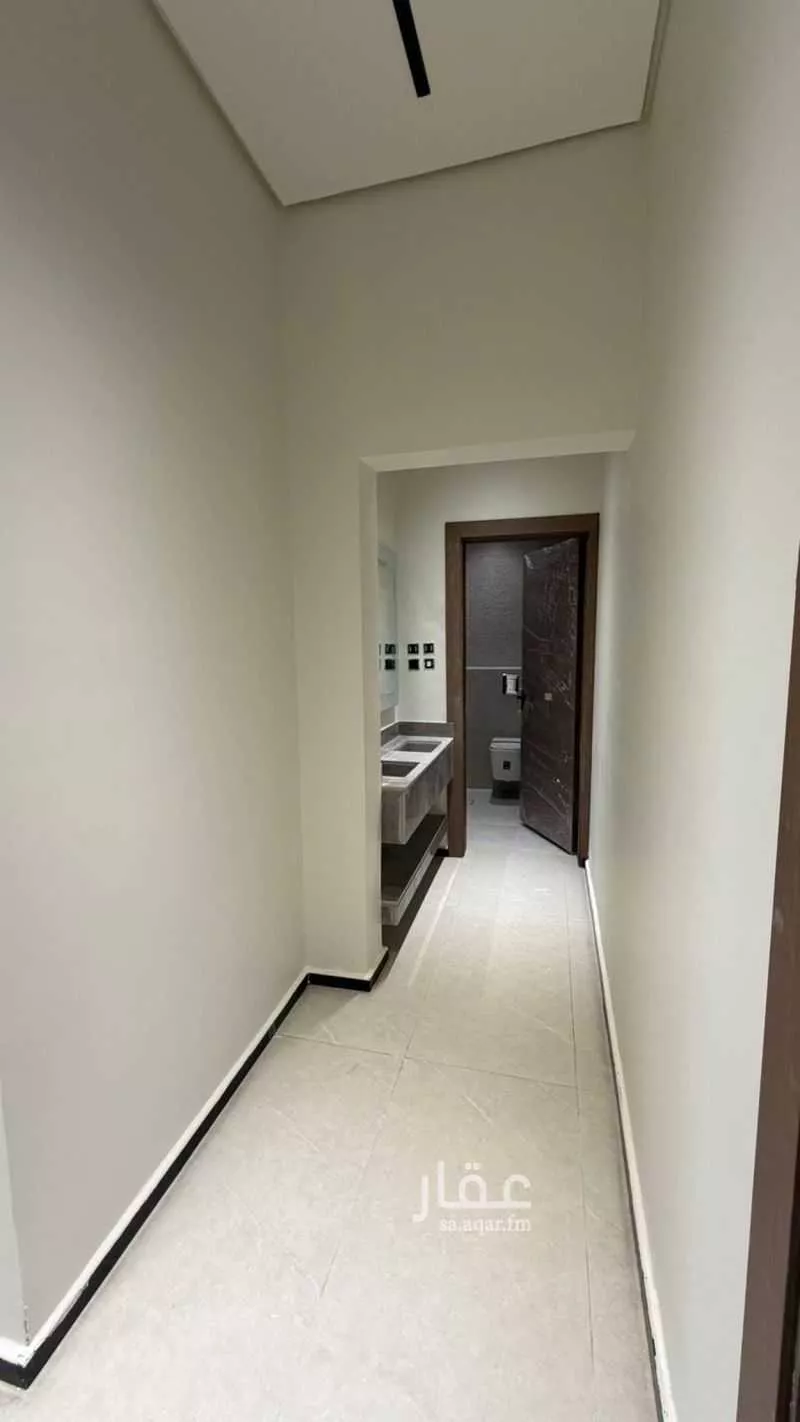 5 bedroom villa in Dhahrat Laban 7