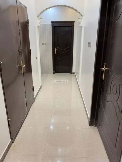 8 bedroom villa in Al Awali 5