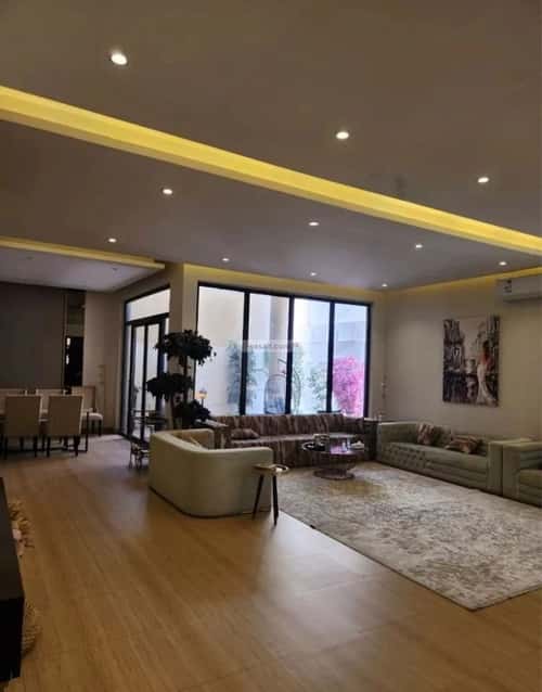 فيلا 4 غرف في العارض 3