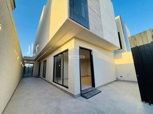 4 bedroom villa in Al Aridh 3