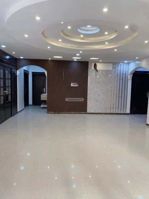 8 bedroom villa in Al Awali 9