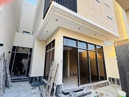 4 bedroom villa in Al Aridh 12