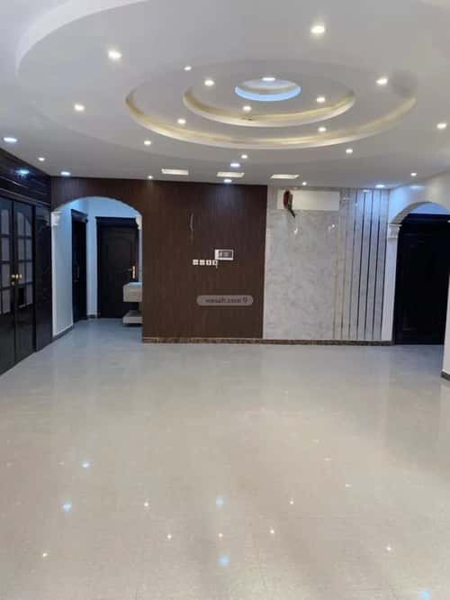 8 bedroom villa in Al Awali 6