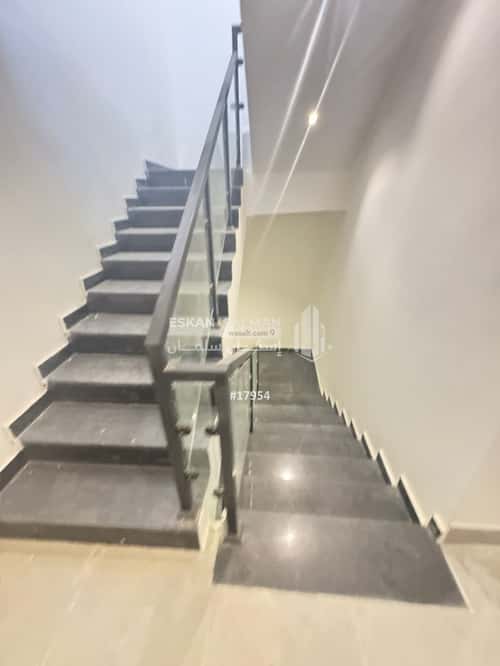 5 bedroom villa in Badr 5