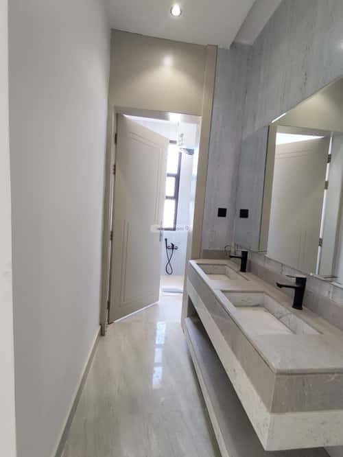 4 bedroom floor in Taibah 1