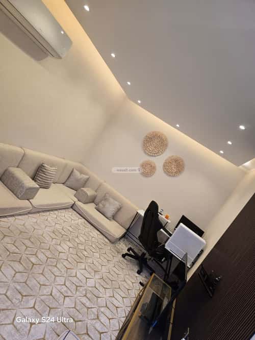 6 bedroom villa in Al Yasmin 3