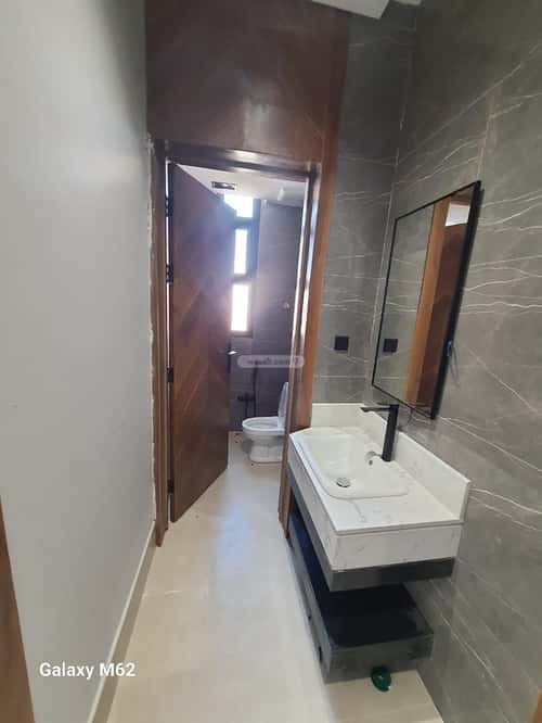 4 bedroom floor in As Suwaidi 5