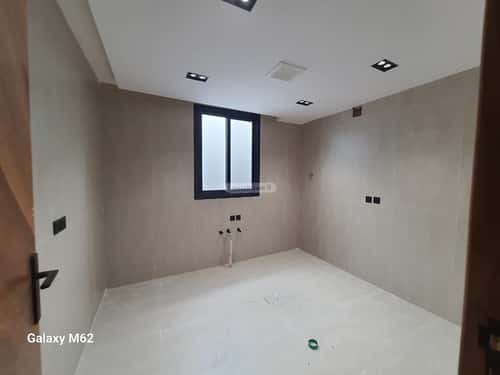 دور 4 غرف في السويدي 2