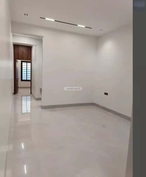 6 bedroom apartment in Al Janadriyah 1