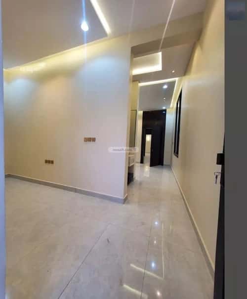 7 bedroom villa in Al Janadriyah 4
