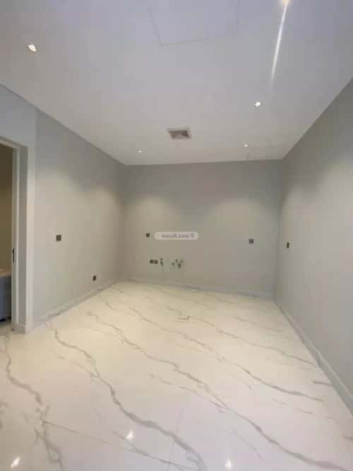 5 bedroom villa in Al Maizilah 3