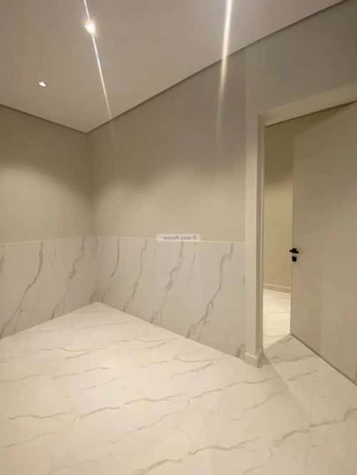 5 bedroom villa in Al Maizilah 10