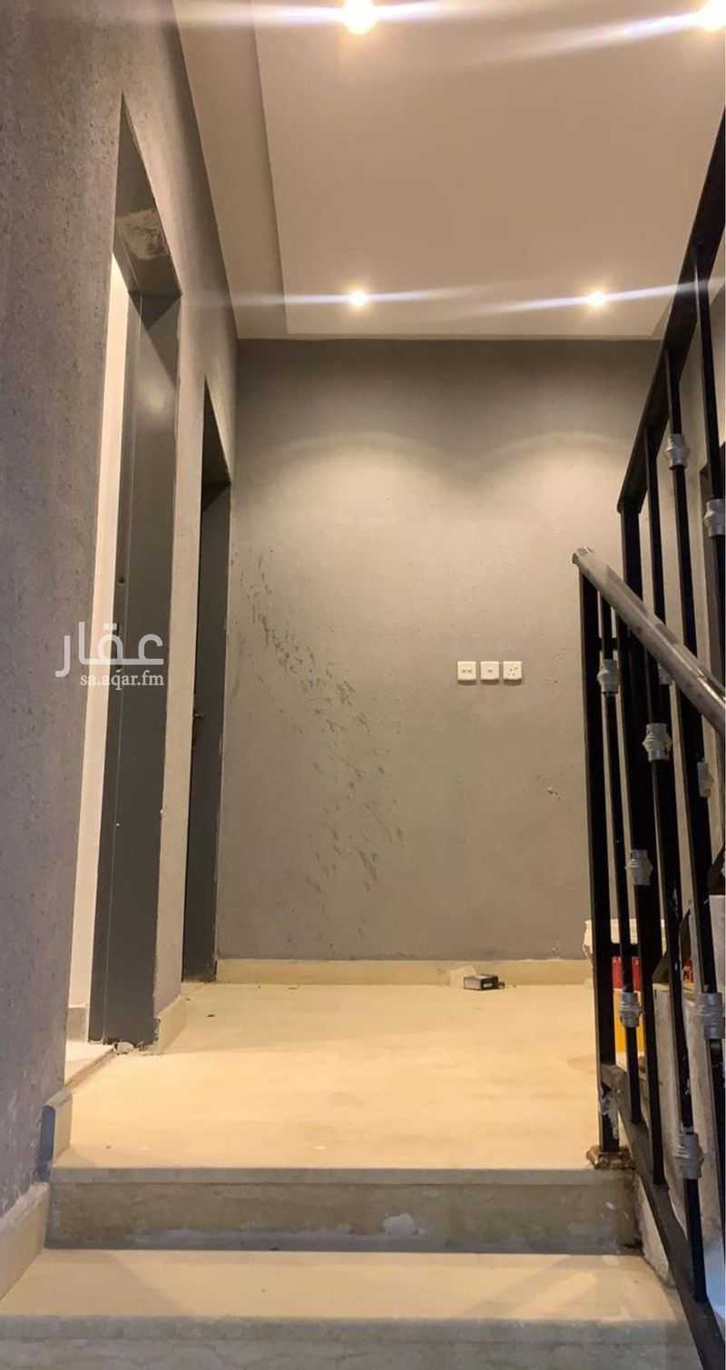 3 bedroom floor in Dahiat Namar 8