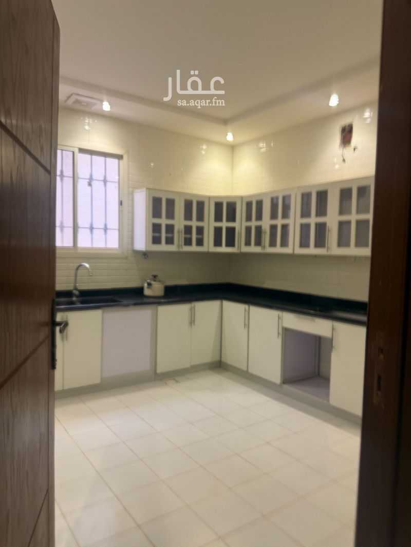 3 bedroom floor in Dahiat Namar 9