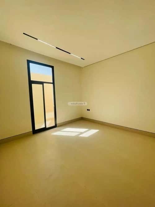 5 bedroom villa in Al Yarmouk 1