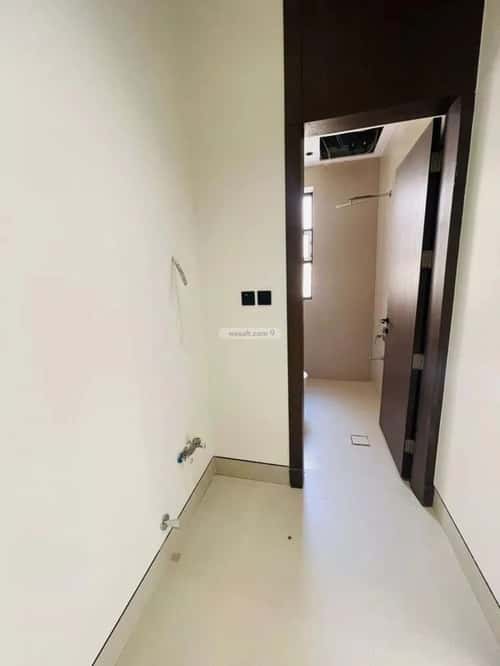 5 bedroom villa in Al Yarmouk 10