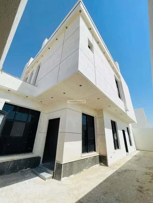 3 bedroom villa in Al Maizilah 14