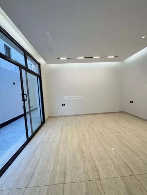 5 bedroom floor in Al Munsiyah 1