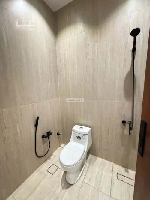 5 bedroom floor in Al Munsiyah 12