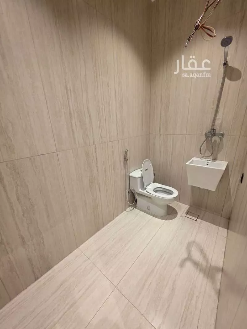 6 bedroom apartment in Al Nahda 18