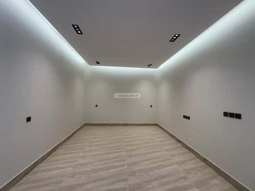 5 bedroom villa in Al Aridh 4