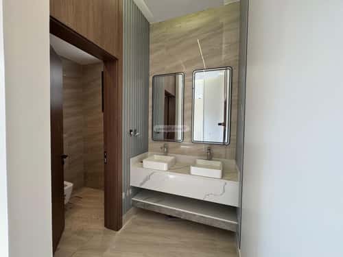 5 bedroom villa in Al Rimal 4