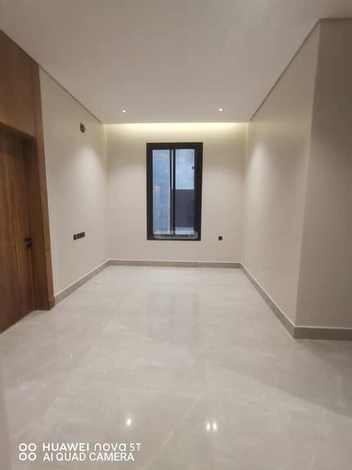 5 bedroom villa in Al Bayan 3