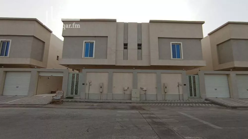 فيلا 8 غرف في الامواج