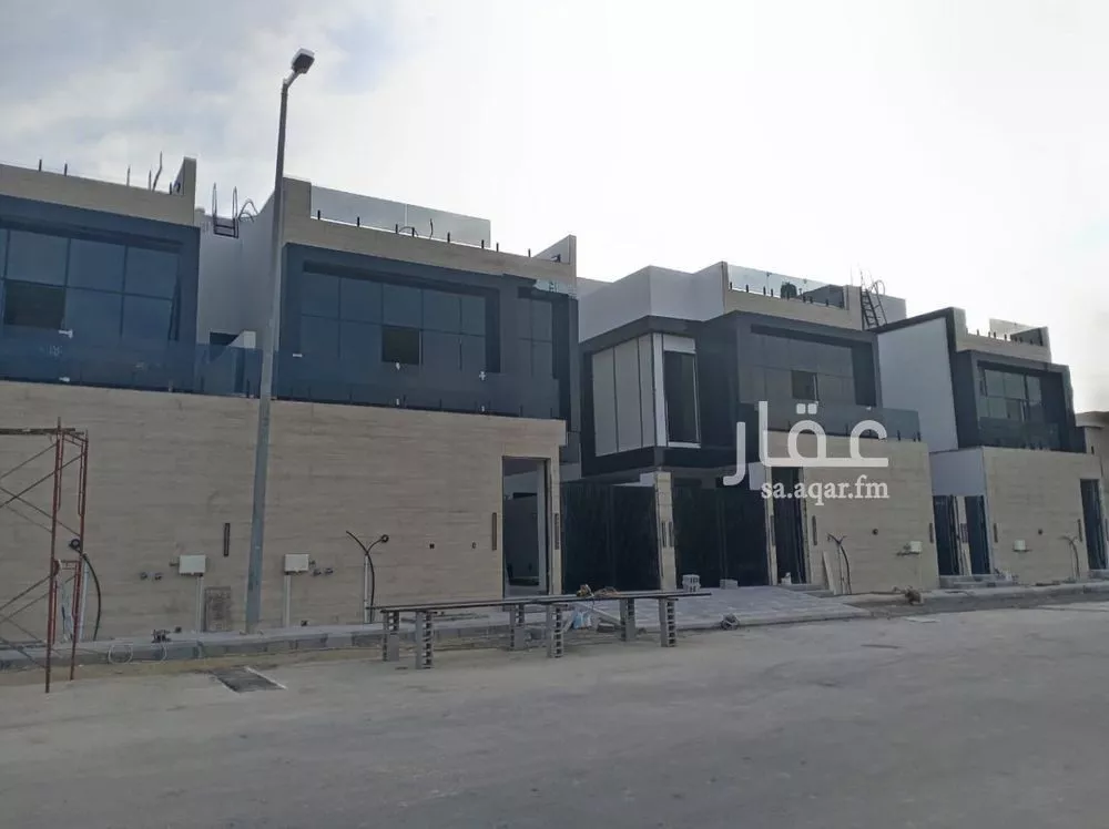 فيلا 7 غرف في الشراع