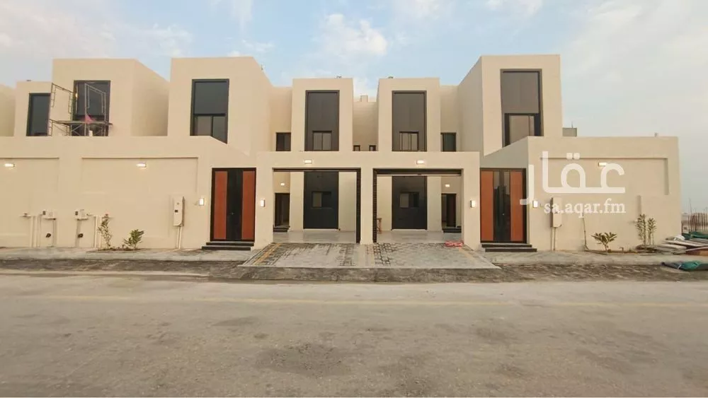 فيلا 9 غرف في الامواج