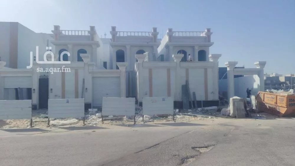 9 bedroom villa in Al Lulu