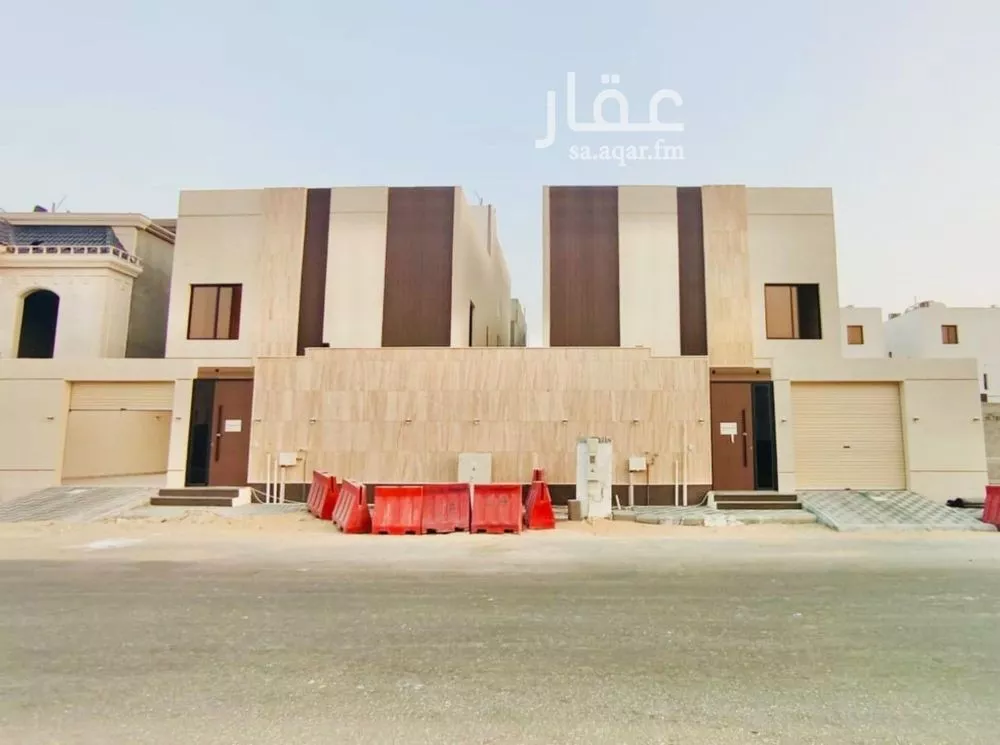 فيلا 9 غرف في الصواري