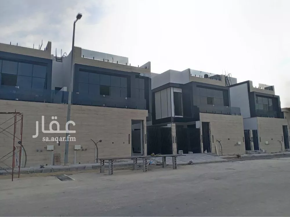 فيلا 7 غرف في الشراع