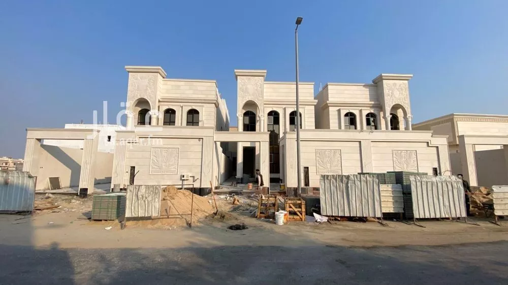 فيلا 9 غرف في الصواري 4