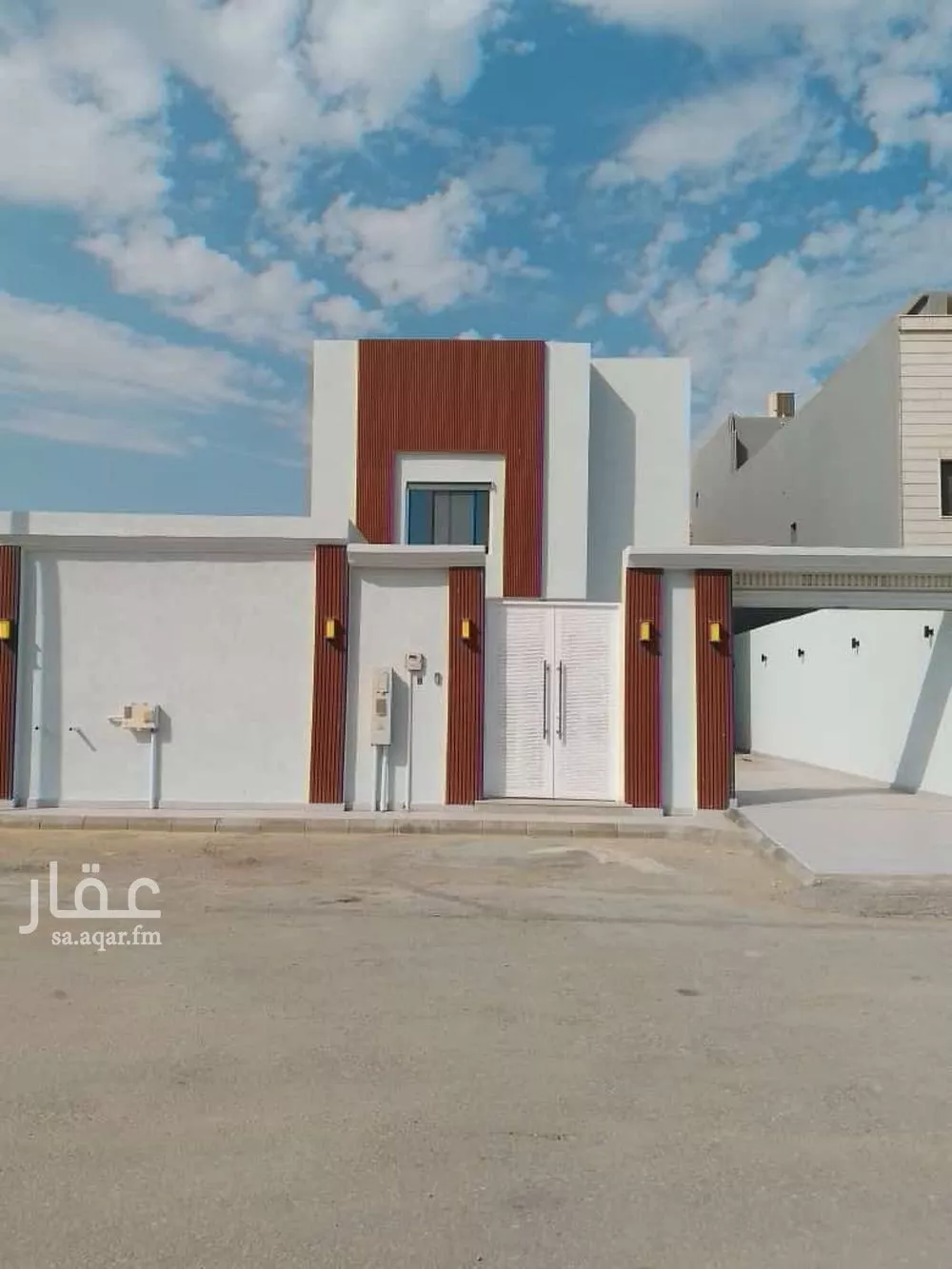 8 bedroom villa in Al Amwaj