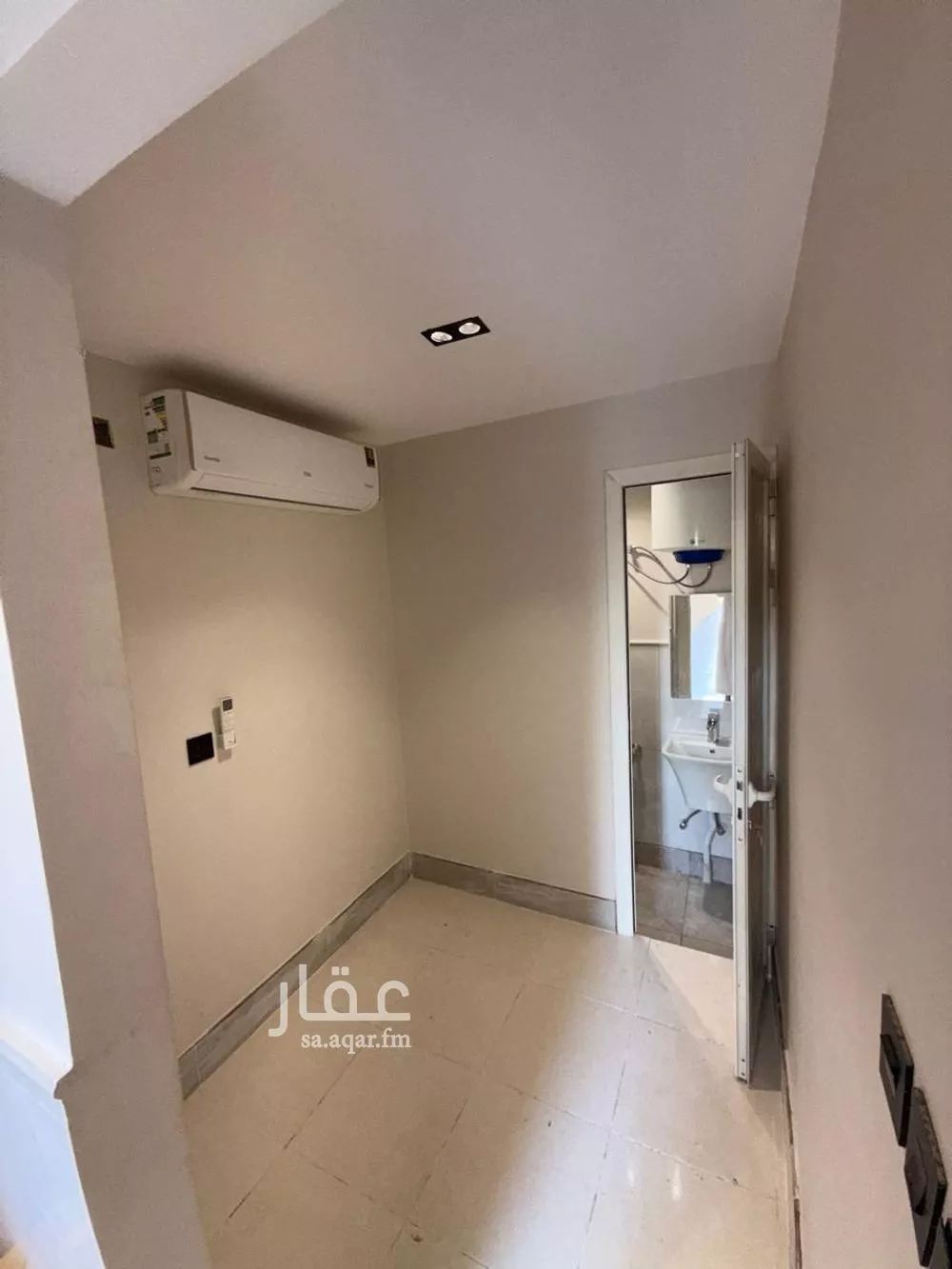 3 bedroom floor in Al Narjis 4