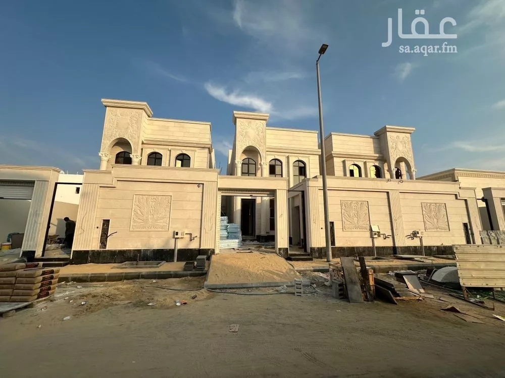 فيلا 8 غرف في الصواري