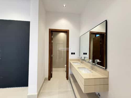 6 bedroom villa in Al Mahdiyyah 8