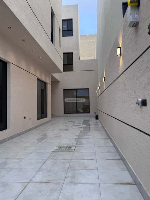 4 bedroom villa in Al Mahdiyyah 16