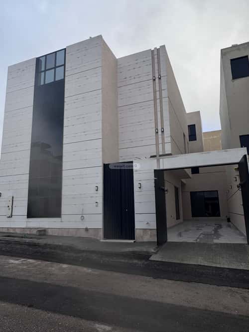4 bedroom villa in Al Mahdiyyah 9