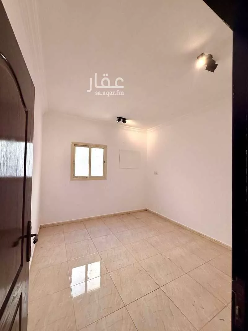 شقة 2 غرف في المدينة الرياضية 3