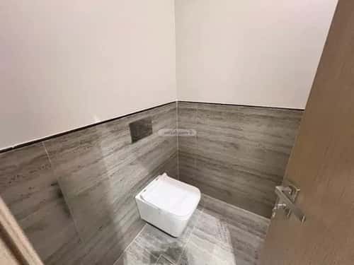 4 bedroom floor in Qurtubah 1