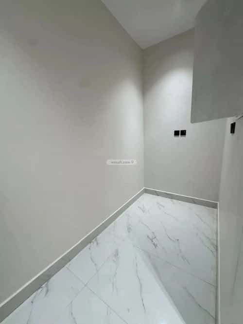 4 bedroom floor in Al Munsiyah 9