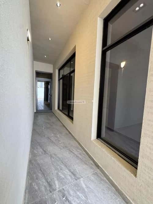 5 bedroom villa in Qurtubah 8