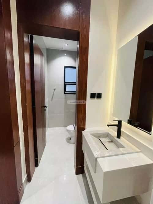 3 bedroom floor in Al Maizilah 6