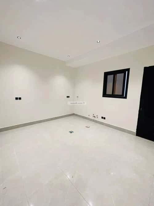 3 bedroom floor in Al Maizilah 3